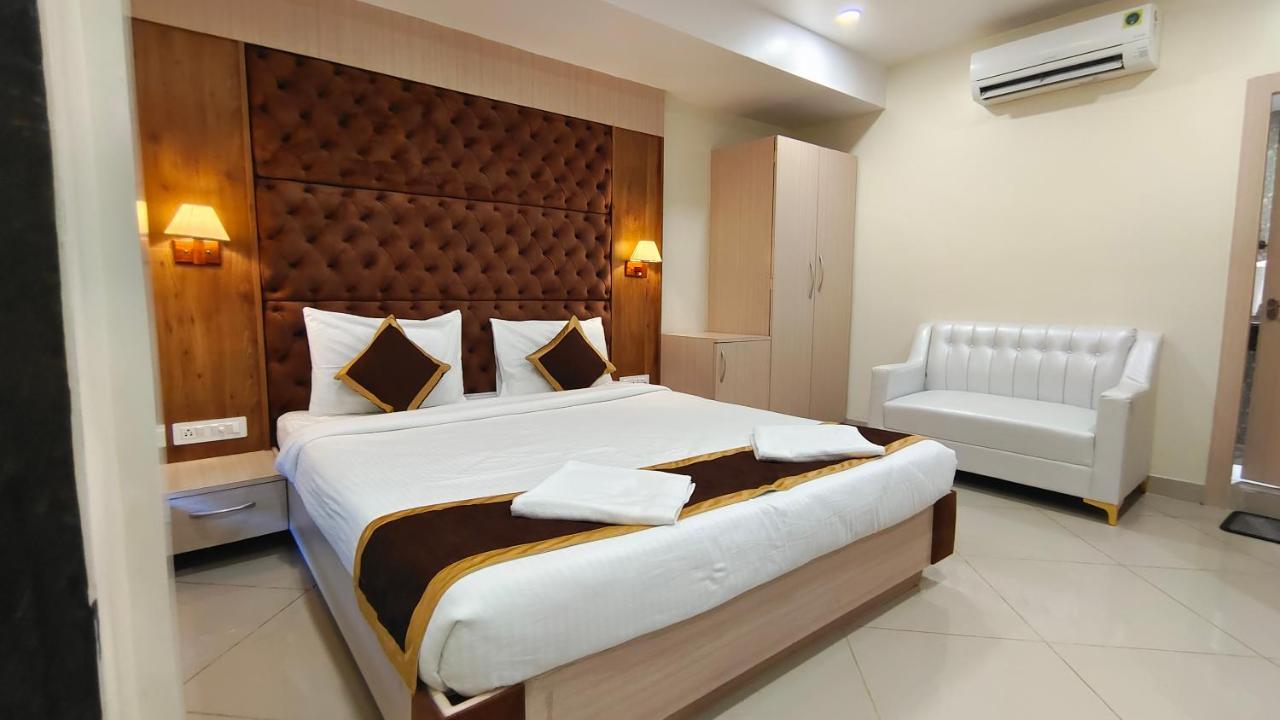 The Panash - Hotel & Banquet Kalkutta Exterior foto